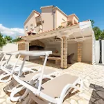 Nice Apartment In Maslenica