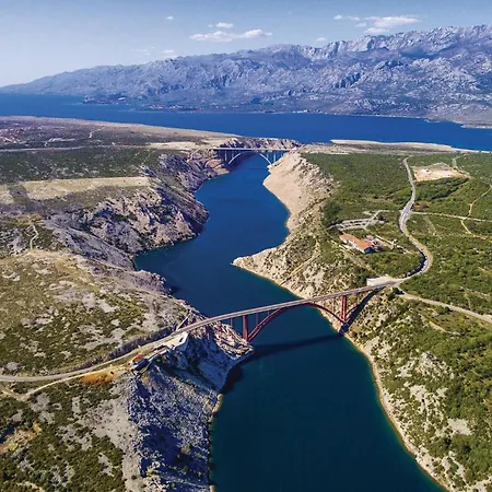 Nice Apartment In Maslenica