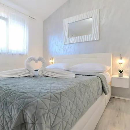 Apartament Nice Apartment In Maslenica