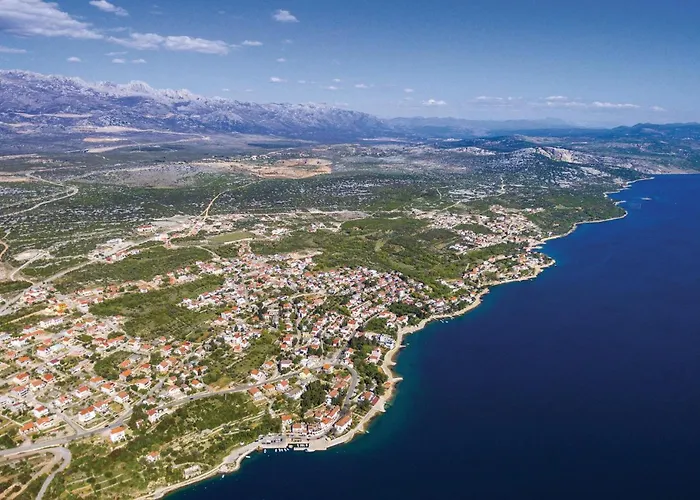 Lovely Apartment In Maslenica With Wifi Daire *