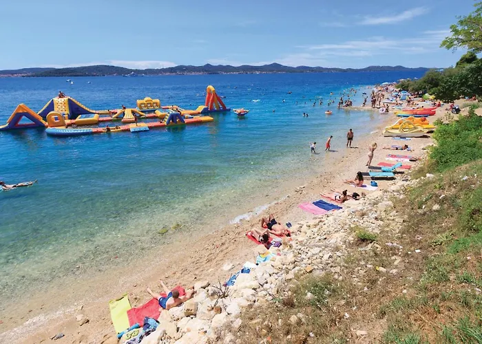 Lovely Apartment In Maslenica With Wifi *